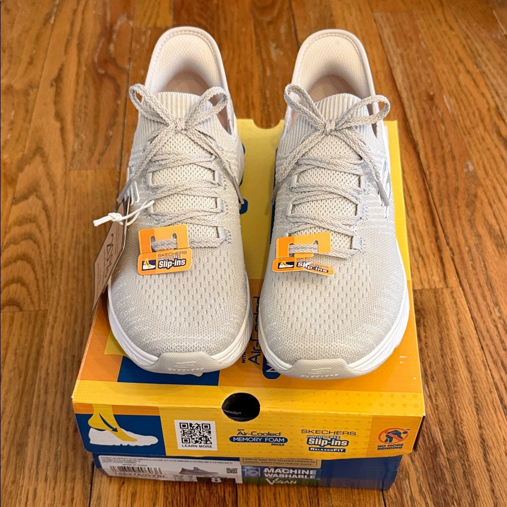 Women’s Lightweight Knit Sneakers in Light Gray and White - Picture 2 of 7
